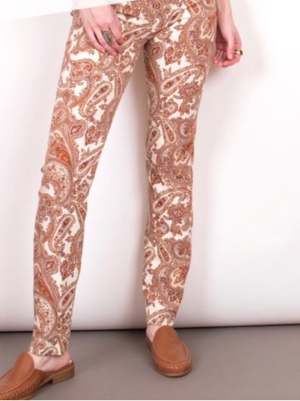 Zara Paisley Print Slim Leg Tapered Ankle Pants